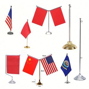 Lot de 2 drapeaux de bureau nationaux pour table de bureau, avec support de mât en aluminium, base durable, polyester écologique, affichage de logo personnalisé - Product Image 1