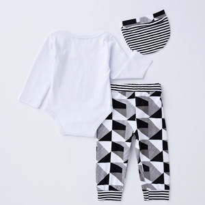 Ropa para Bebés y Niños Pequeños, Conjuntos de Romper de Algodón Orgánico con Estampado de Argyle y Letras, Artículos al por Mayor de China - Product Image 2