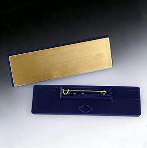 Étiquette nominative personnalisée en acier inoxydable vierge, durable et réutilisable avec clip magnétique de sécurité pour mariage/fête/bureau/hôtel - Product Image 1