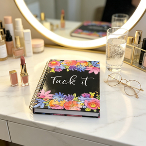 Catalogue personnalisé en carton avec reliure parfaite, impression numérique, taille personnalisée et logo/design graphique - Product Image 1