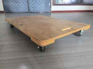 عربة نقل خشبية رباعية العجلات لنقل الأثاث والأدوات - Product Image 6