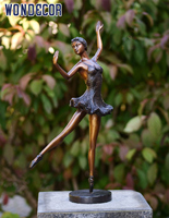 Sculpture de danseuse de ballet en bronze en métal de taille réelle faite à la main de haute qualité pour l'extérieur du jardin à vendre