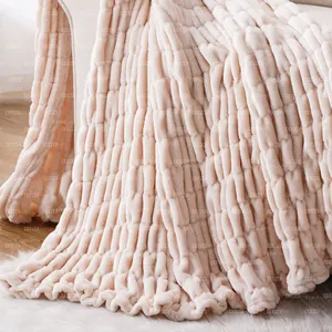 OEM kustom 100% poliester lembut elastis peregangan quilt bulu domba selimut untuk Sofa