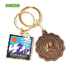 Porte-clés en métal gravé sur mesure, fabriqué en usine OEM, avec message personnalisé pour la fête des pères, la fête des mères, la <span class=keywords><strong>réunion</strong></span> de famille, souvenir - Product Image 1