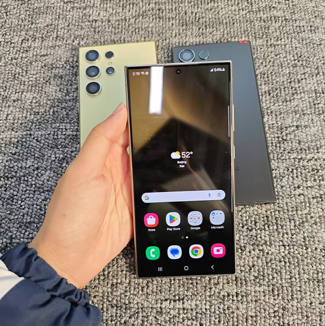 Wholesale Stylish Second-Hand Unlocked 5G Smartphone Refurbished for Galaxy S24 Ultra Z Fold 6H 108MP Rear Camera Octa Core