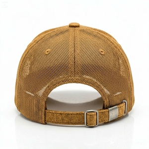Gorra Trucker de 6 Paneles de Alta Calidad con Bordado 3D Personalizado, Malla Trasera y Ojales, Ideal para Playa y Ciclismo, Venta al por Mayor de Fábrica OEM ODM con MOQ Bajo - Product Image 2