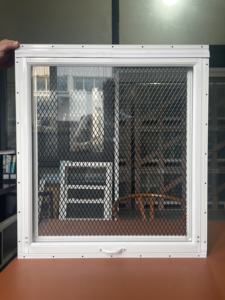 MINGLEI Fenêtre de poulailler encastrée Ventilation inclinée en aluminium pour abri pour animaux Fenêtres pour poulailler - Product Image 3