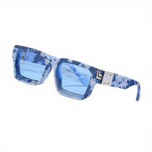 Gafas de Sol de Moda para Hombre Millionaire, Protección UV400, Montura de PC, Color Rojo, Gafas de Sol para Mujer, Comercio Transfronterizo por Internet - Product Image 3