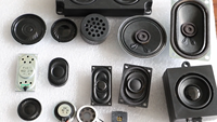 Haut-parleur de caisson de basses multimédia à large bande de fréquences 195 Hz, 30 W, 4 ohms, boîtier carré étanche IP68 de 105 mm, fourni par l'usine