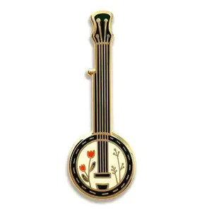 Personalizado de alta calidad lindos instrumentos de cuerda guitarra bajo étnico solapa pin broche insignia metal duro esmalte musical pin ventilador recuerdo