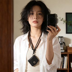 Portefeuilles vintage carrés en cuir à suspendre au cou, porte-clés souple pour pull, mini porte-monnaie <span class=keywords><strong>portable</strong></span> exquis en forme de <span class=keywords><strong>collier</strong></span> - Product Image 3