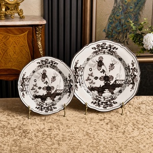 Assiette en céramique écologique à bord festonné, motif floral vintage sur porcelaine, vaisselle moderne de 8 et 10 pouces - Product Image 4