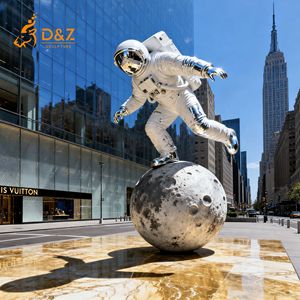 D & Z Art Group Escultura de astronauta de metal grande en la Luna Estatua de astronauta al aire libre personalizada de tamaño real para exhibiciones de Ciencia - Product Image 6