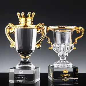 Keluaran Baru Produsen Piala Kejuaraan Kristal Piala Olahraga Desain Mahkota