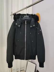 Nuovo <span class=keywords><strong>Bomber</strong></span> da <span class=keywords><strong>Uomo</strong></span> Invernale di Alta Qualità 2025 con Cappuccio e Finiture in Pelliccia di Volpe Canada - Product Image 1