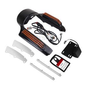 Đuôi Phanh Lần Lượt Ánh Sáng của Xe Máy Hệ Thống Chiếu Sáng Với Chắn Bùn Phía Sau Fender Mở Rộng Cho Harley Touring Đường Vua 09-13 - Product Image 2