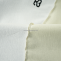 Camiseta Gráfica Personalizada de Moda para Hombre, Estilo Boxy Oversize con Diseño de Contraste y Detalles en Contraste