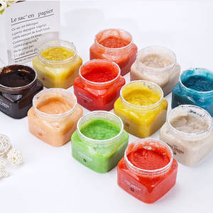 Lozione a Marchio Privato con AHA, Estratto di Ananas, Caffè, Mirtillo, Rosa, Avocado, Acido Kojico, Vitamina C, Anguria, Uva Ursina e Cocco - Product Image 3