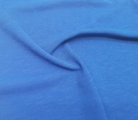 Tissu en maille 100 % polyester 155 GSM, largeur 64 pouces, matière respirante à mailles perforées pour gilets de sport athlétiques