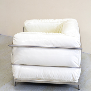 Fauteuil en cuir blanc style LC JJ260020, structure en acier inoxydable moderne, chaise d'appoint en cuir pour salon, décoration de mariage - Product Image 2