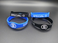 Logo personnalisé dernier bracelet en gel de forme de montre bracelet en caoutchouc de silicone avec prix d'usine