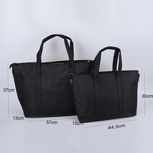 Fourre-tout de voyage en nylon pour femmes et hommes Sangle réglable Grand sac de transport imperméable Sac de plage pour professeur Sac fourre-tout pour femmes - Product Image 3