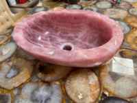 Lavabo décoratif de salle de bains de quartz rose de pierre gemme luxueuse faite à la main