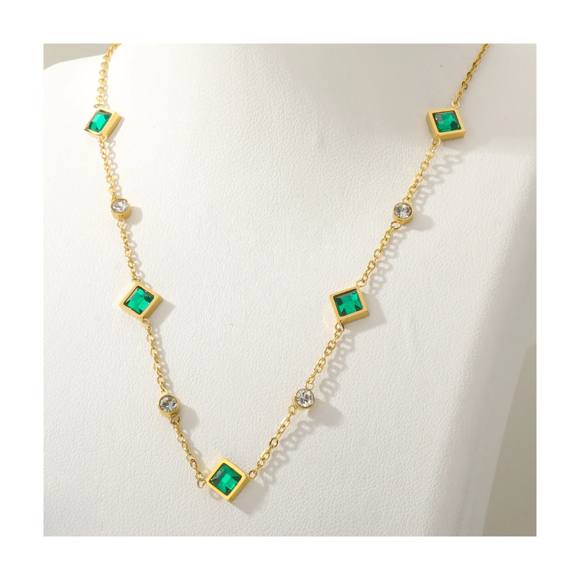 Edelstahl Schmuck Emerald Zircon Women Necklace Gold Plated Custom Stainless Steel Necklaces For Girls