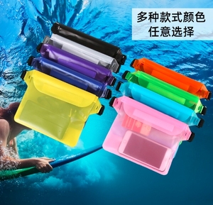 Estuche Impermeable de TPU con Correa para la Cintura (Paquete de 3) Accesorios Deportivos para la Playa con Clasificación IPX-8 para Protección de Teléfonos y Objetos de Valor - Product Image 4