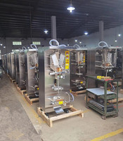 Machine de remplissage automatique de sachets liquides de l'emballage 1000 de l'eau de stratification de lampe UV avec des composants de roulement de noyau