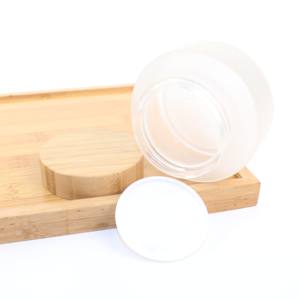 Vasetti in Vetro Opaco da 200ml con Coperchio in Bambù e Spalla Obliqua per Cosmetici 200g BJ26J - Product Image 6