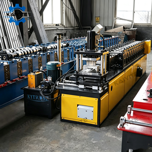Macchina per la formatura a freddo di profili per serrande di sicurezza <span class=keywords><strong>in</strong></span> metallo con rullo goffratore a nuovo modello KYT per porte avvolgibili e attrezzatura per la piegatura a freddo del motore - Product Image 3
