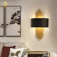 Lámpara de Pared de Cristal Retro Creativa Posmoderna, Lámpara de Pared LED de Lujo Minimalista Nórdica para Dormitorio
