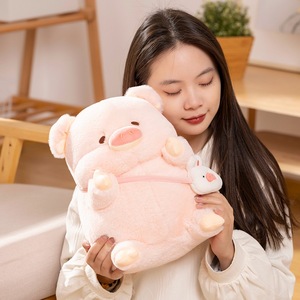Großhandel Niedlicher Rosa Schweinchen-Plüschrucksack 2-in-1 Umwandelbares Stofftier & Kuschelkissen im Kawaii-Stil Kinderspielzeug - Product Image 3