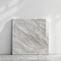 Meilleure vente 600x600mm Carreaux de sol en porcelaine gris clair antidérapants aspect marbre poli pour salle de bain Villa pour carreaux de porcelaine