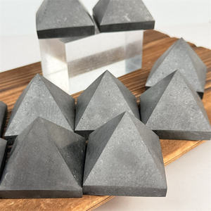 Pirámide de Shungita Pulida, Piedra Energética de Cristales Ecológicos para Decoración del Hogar y Feng Shui - Product Image 6