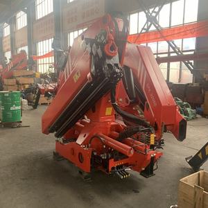 Grue à flèche articulée hydraulique Palfinger 7 tonnes pour l'entretien des équipements des zones touristiques - Product Image 1