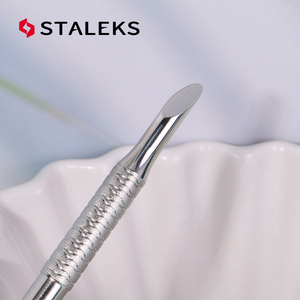Pousse-ongles manuel <span class=keywords><strong>STALEKS</strong></span> Expert Series en acier inoxydable, outil de manucure, lame biseautée incurvée de style européen, pour ponçage manuel - Product Image 5