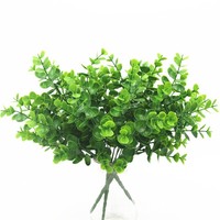 Arbustes et buissons artificiels, herbe persane, plantes artificielles, feuilles d'eucalyptus artificielles pour la décoration intérieure et extérieure de la maison