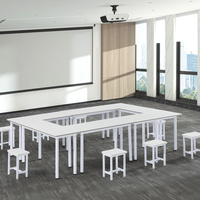 Fabricant de mobilier scolaire moderne et table rectangulaire en bois pour les salles de classe et les bureaux, table pour étudiants peu encombrante