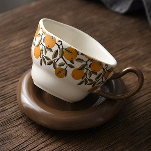 Taza de café de cerámica estilo vintage, taza retro para uso doméstico, té de la tarde, taza para beber en la oficina, taza de agua para parejas. - Product Image 2