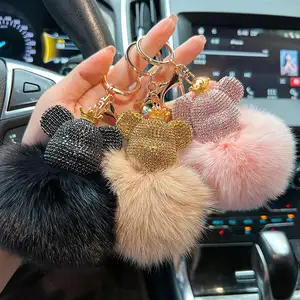 Moda diamante bonito ursinho de pelúcia com coroa bling strass chaveiro pingente Pom Pom Bag Charme Fluffy Fur Ball bear chaveiros