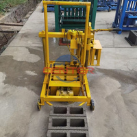 Mini-machine de fabrication de blocs abordable pour les entrepreneurs et les petits constructeurs