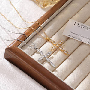 नए धार्मिक ईसाई क्रॉस ज़िरकॉन आकर्षण स्टेनलेस स्टील सोने की प्लेटेड पेंडेंट फैशन ज्वेलरी महिलाओं के लिए थोक उपहार - Product Image 5