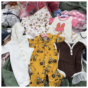 Lots en gros unisexes de vêtements haut de gamme pour bébés garçons, style mode, nouvelle collection, ensemble combinaison pour enfants, blanc - Product Image 4
