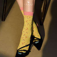Chaussettes habillées en coton à motif simple pour femmes de haute qualité respirantes et mignonnes pour un usage quotidien rend les filles plus girly