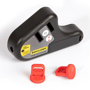 Outil d'alignement laser et à courroie D92 pour un alignement rapide et facile des poulies/roches de courroie trapézoïdale - Product Image 1