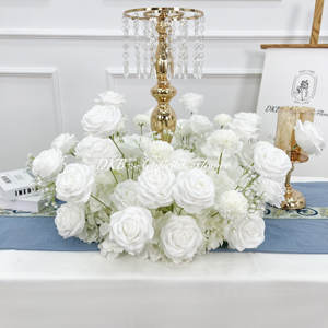 Corona de seda artificial de alta calidad personalizada de fábrica DKB, corona artificial de aliento de bebé y Rosa de color blanco al por mayor - Product Image 1