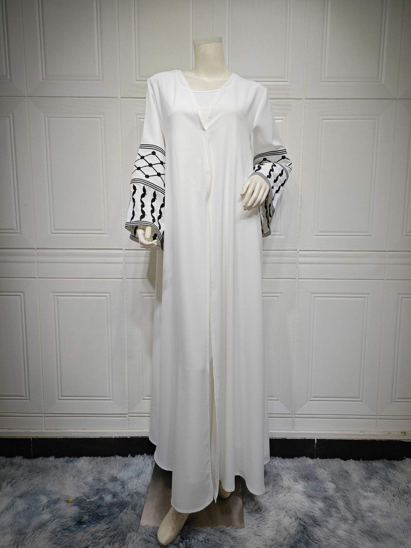 ขาว &amp; ดำ