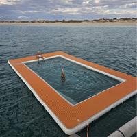 Plateforme flottante gonflable personnalisée pour piscine, quai pneumatique anti-méduse avec filet